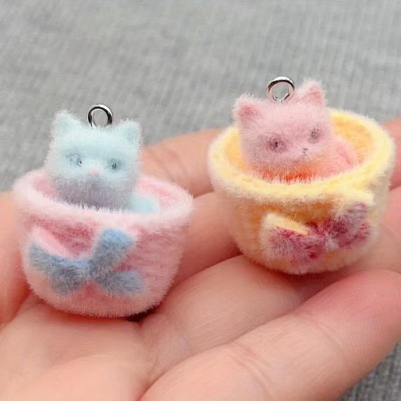 4個入り3Dぬいぐるみ樹脂製猫ペンダント、DIYジュエリー製 - Jewelry Making Factory のレビューと価格