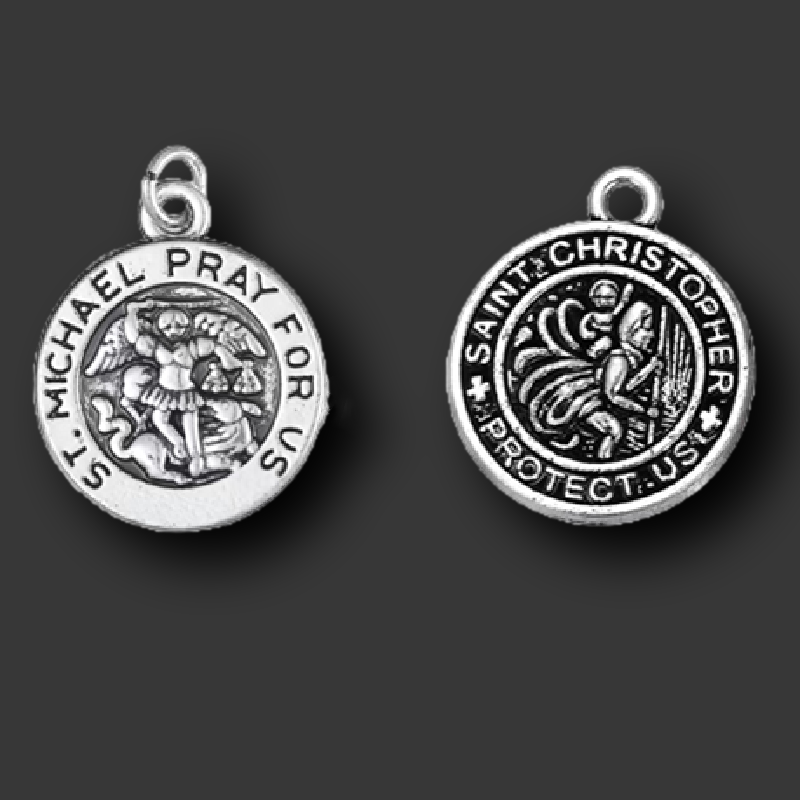4個ミックスシルバーメッキ両面天使の羽聖マイケルタグペンダン - Jewelry Making Michaels のレビューと価格
